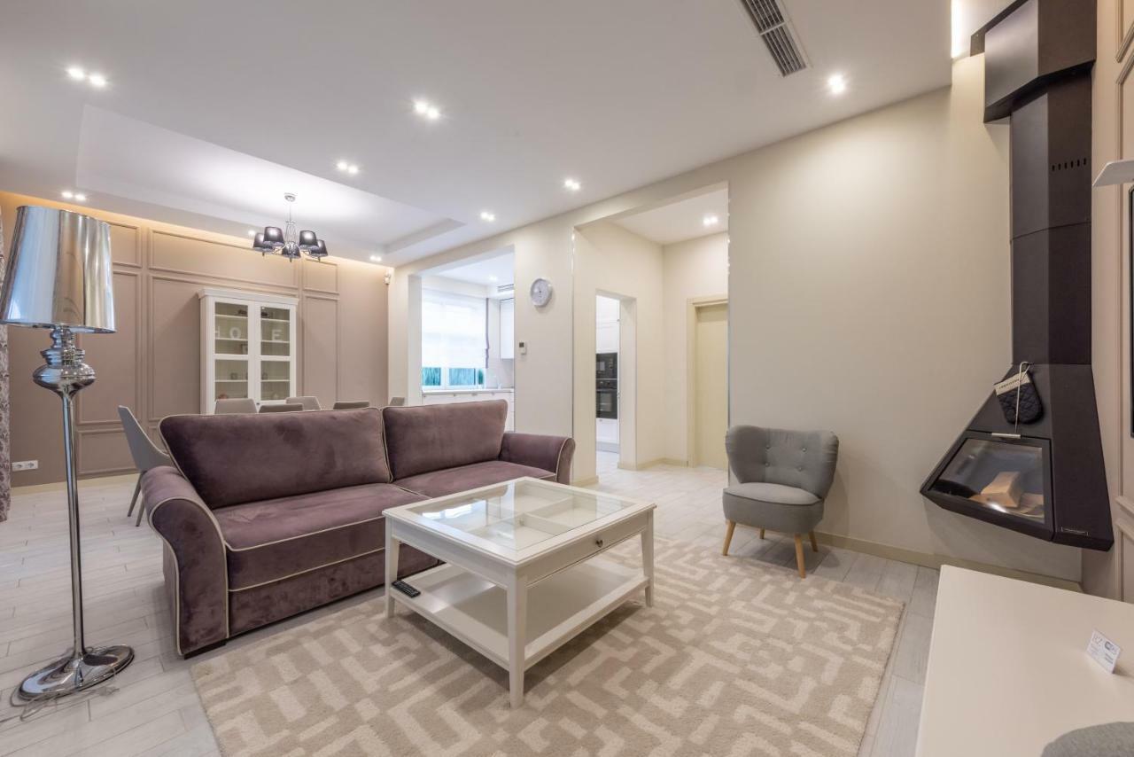 Hotel Riviera Zoloche & Vishenki (Kiev)